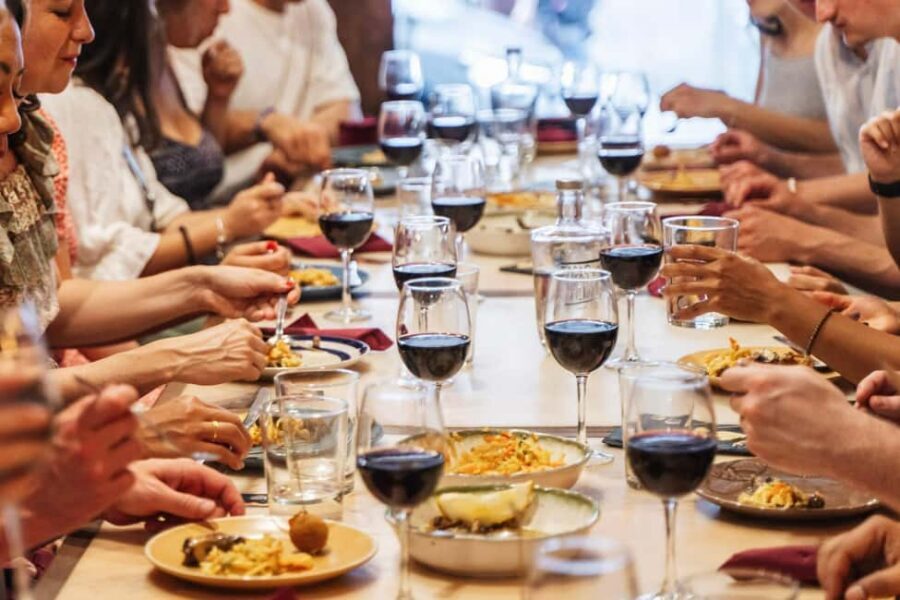 Lisbon: Food Crawl Walking Tour with Local Tastings - Key things to watch for on this Lisbon food crawl