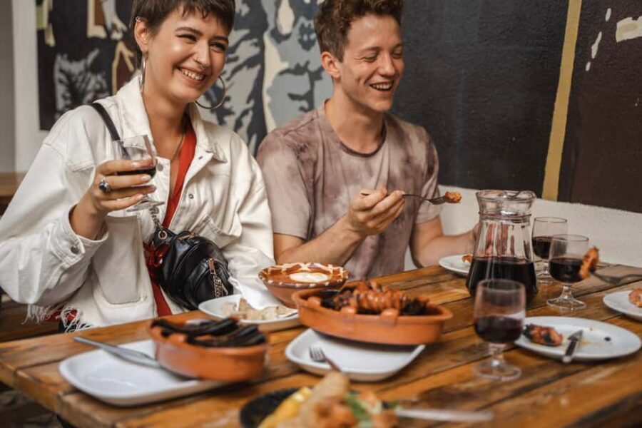 Lisbon: Food Tour with Local Tastings and Drinks - Meet at Praça da Figueira: Your Starting Point