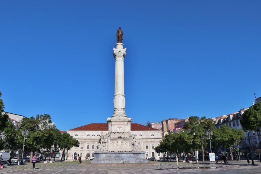 Lisbon: Full-Day Private Walking Sightseeing Tour - São Jorge Castle: what the fast-pass actually does (and what it doesn’t)
