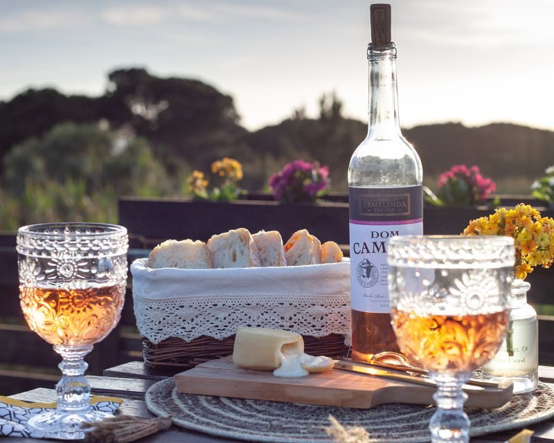 Lisbon Getaway: Private Arrábida Wine & Food Tour - Arrábida UNESCO viewpoints: timed stops, real reasons to stop