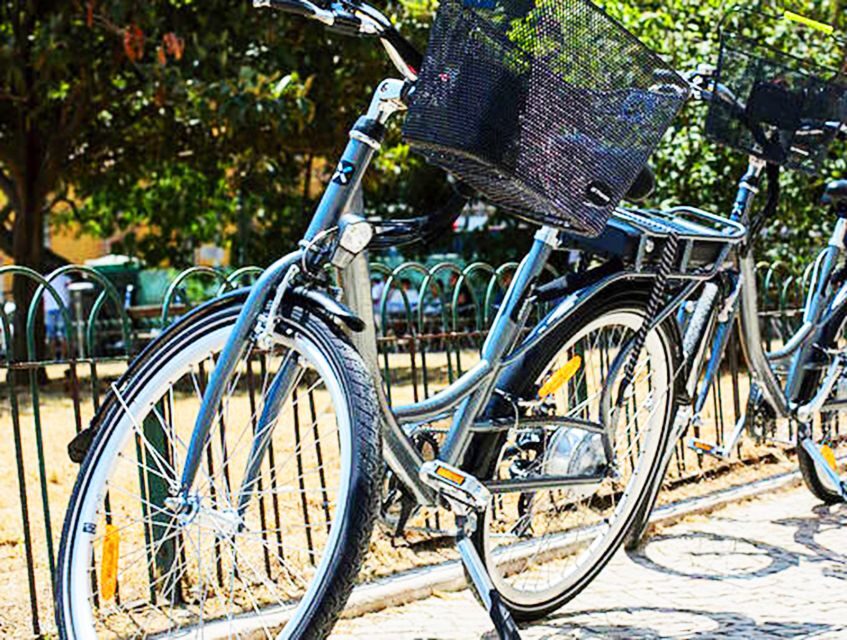Lisbon: Guided E-Bike Tour to Belém - Port of Lisbon and Commerce Square: finishing with big-city scale
