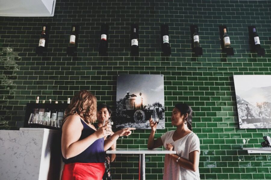 Lisbon: Guided Port Wine Tasting Apéritif/Digestif - What a port tasting stop really gives you in Lisbon