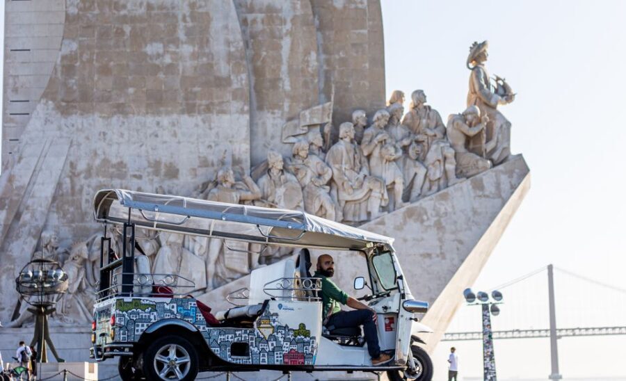 Lisbon: Half-Day Private Guided Tuk-Tuk Tour - Pickup, group size, and how the day stays relaxed