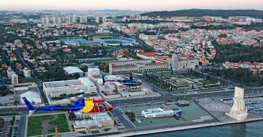 Lisbon: Helicopter Tour over Belem - Museum of Art, Architecture and Technology and the Tagus River panorama