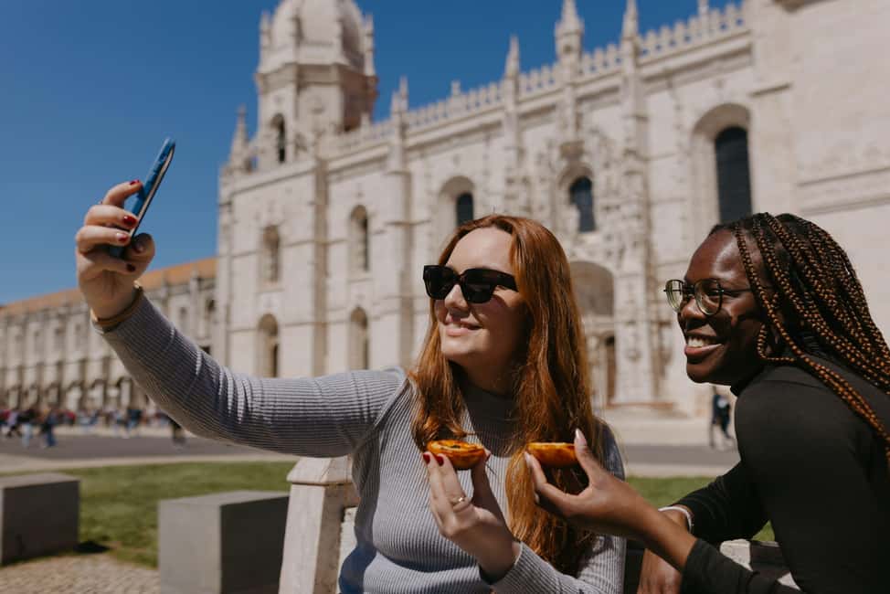 Lisbon Highligts Tour - Torre de Belem And Alfama - Morning Start at Parque Eduardo VII: Easy to Find, Early Enough
