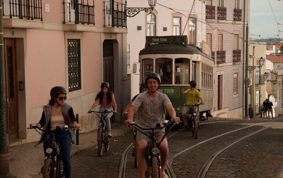 Lisbon: Hills, Alfama, and Mouraria Tour by Electric Bike - Guides, safety, and the vibe: why the names keep popping up