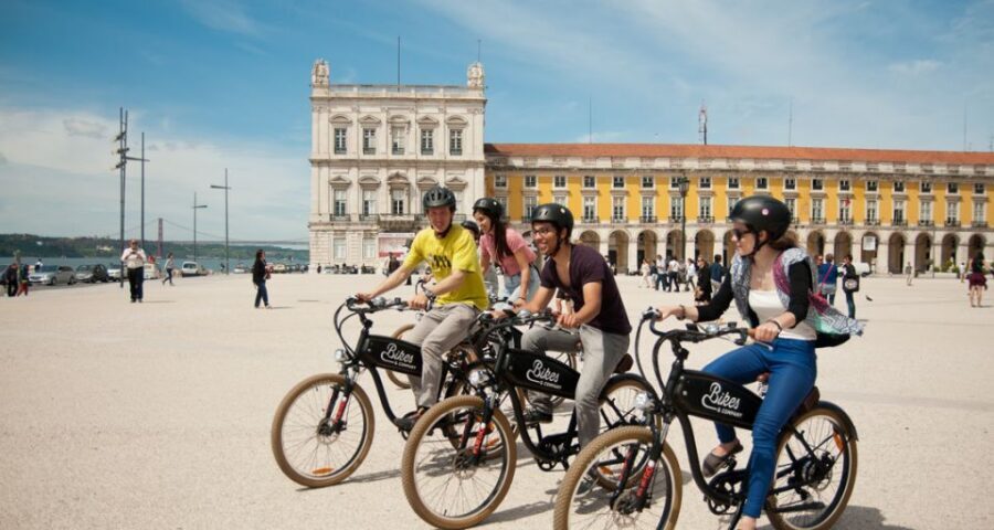 Lisbon: Hills, Alfama, and Mouraria Tour by Electric Bike - Commerce Square to the Fado Museum: warming up your bearings