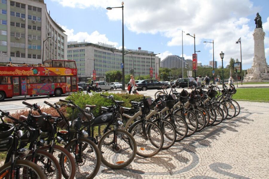 Lisbon: Hills, Alfama, and Mouraria Tour by Electric Bike - Miradouro da Senhora do Monte: the viewpoint where your brain goes quiet