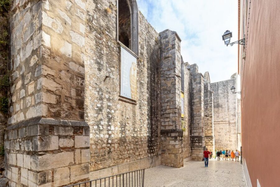 Lisbon: History, Stories and Lifestyle Walking Tour - Portas do Sol and the edge of Alfama