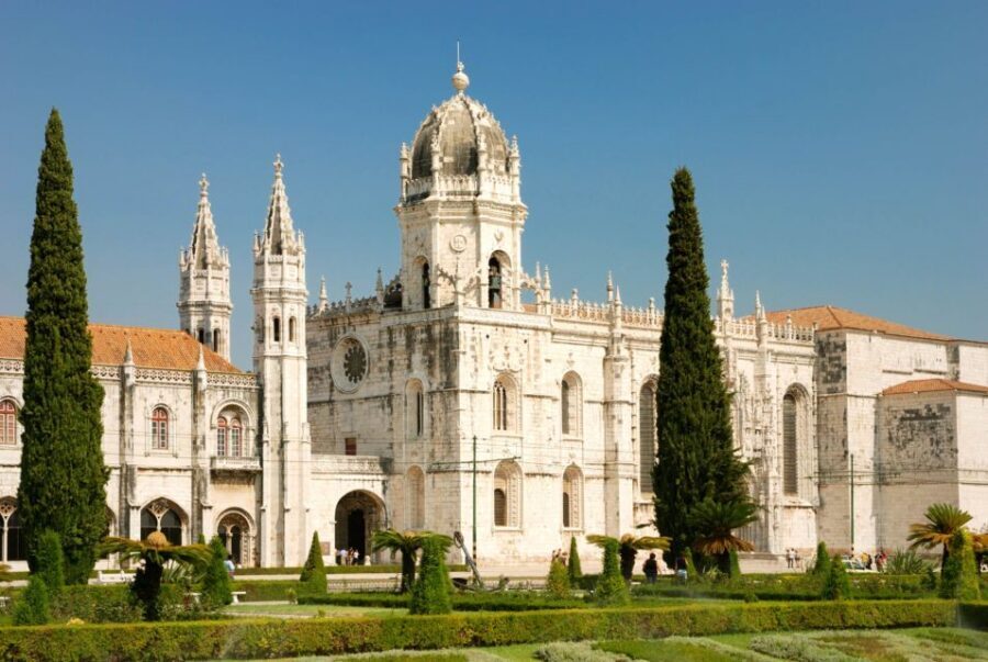 Lisbon: Jerónimos Monastery E-Ticket and Audio Guide - What the self-guided audio experience actually covers