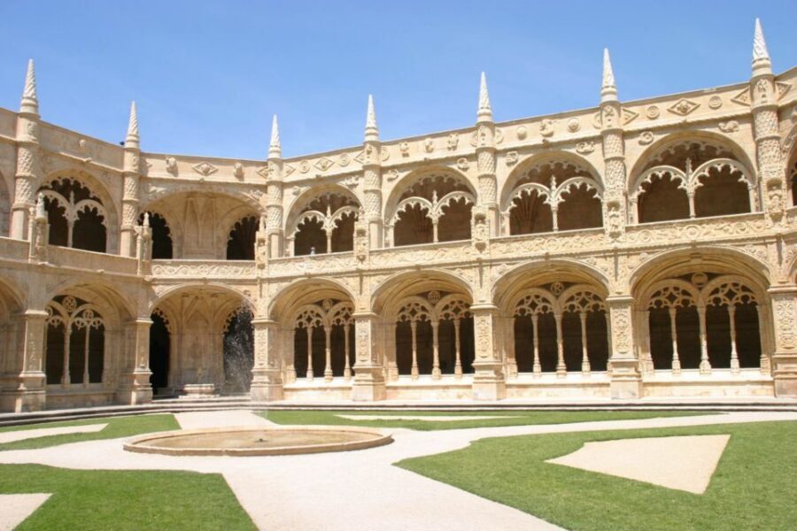 Lisbon: Jerónimos Monastery E-Ticket and Audio Guide - The church is closed: plan around what you can access