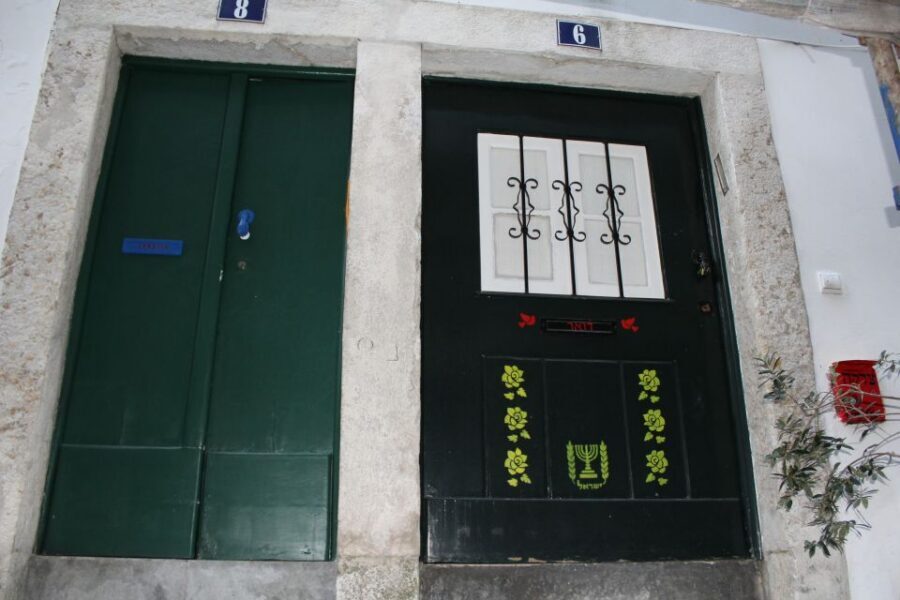 Lisbon: Jewish History in Portugal Guided Walking Tour - Alfama: narrow streets, big ideas, and the view from above