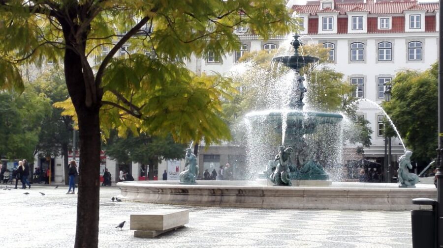 Lisbon: Layover Tour with Airport Pickup and Drop-Off - Belem Highlights: Custard Tarts and Monument Stops Without Long Delays