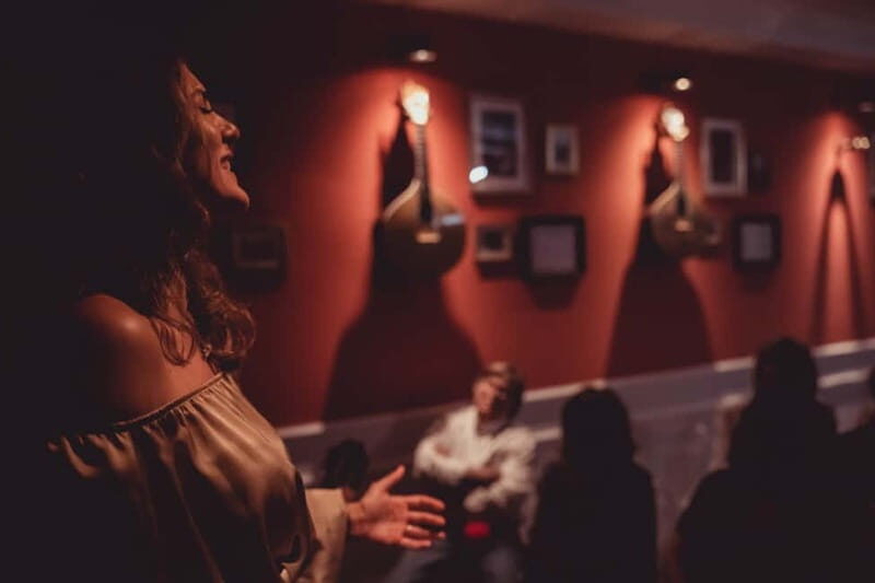 Lisbon: Live Fado Show with Port Wine in Historic Center - Audience Interaction: When the Room Joins the Story