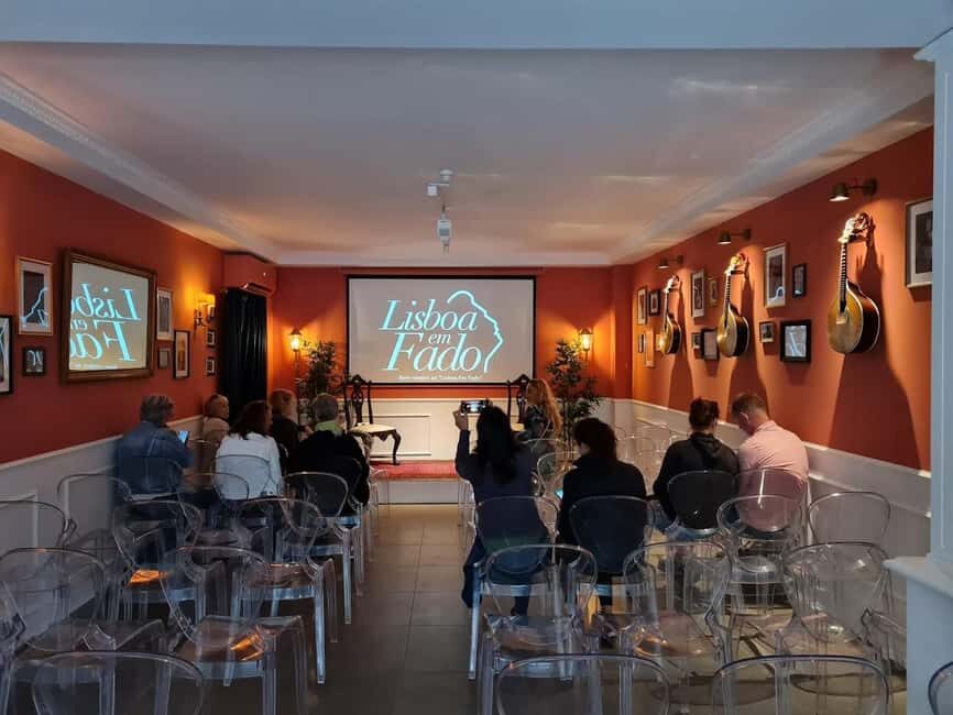 Lisbon: Live Fado Show with Port Wine in Historic Center - Music and Musicians: Portuguese Guitar Up Close