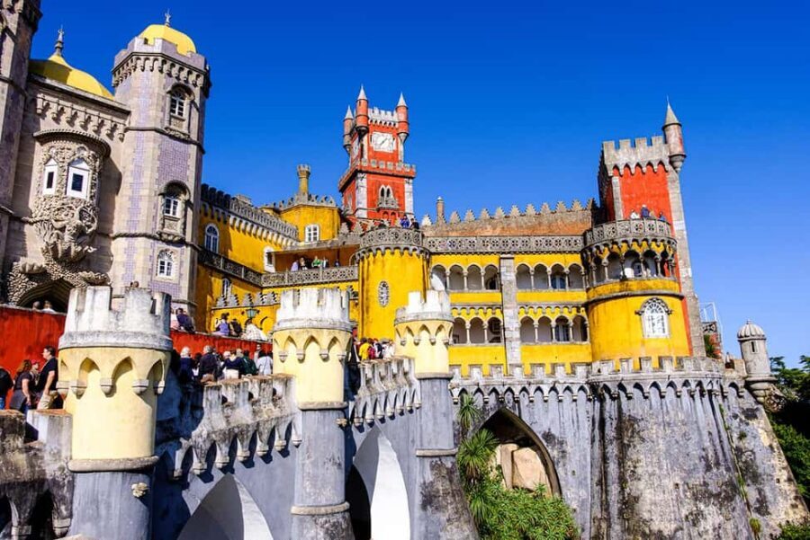Lisbon: Pena Palace, Sintra, Cabo da Roca & Cascais Day Tour - What to bring (and what will slow you down)