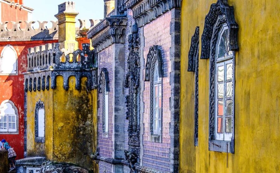 Lisbon: Pena Palace, Sintra, Cabo da Roca & Cascais Day Tour - Should you book this Pena Palace–Cabo da Roca–Cascais day tour?