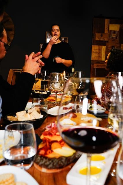 Lisbon: Premium Wine and Tapas Tasting Session - One place, great atmosphere, and a tasting built for focus