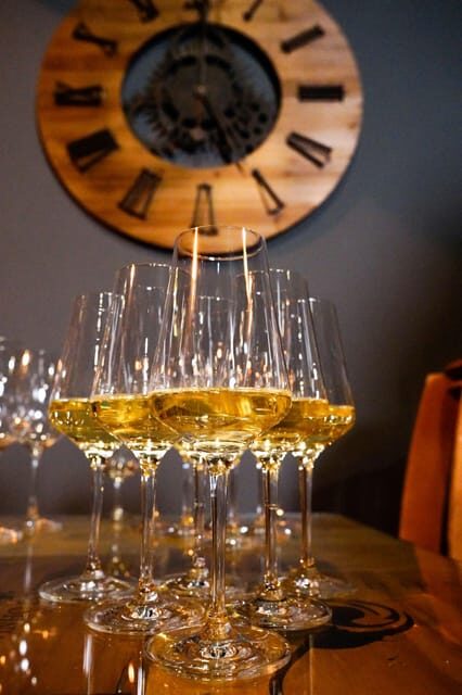 Lisbon: Premium Wine and Tapas Tasting Session - The charcuterie board: Lisbon-style tapas, but with Iberian seriousness