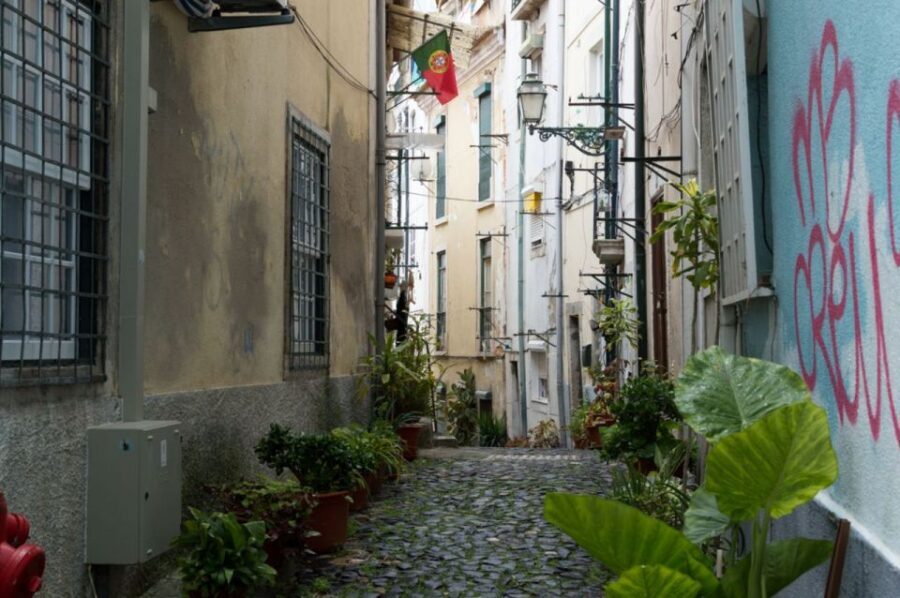 Lisbon: Private City Tour by Eco Tuk Tuk - The Route Makes Sense: How the Neighborhoods Flow