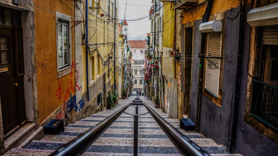 Lisbon: Private Expert City Tour by Eco Tuk Tuk - Why an eco tuk tuk makes Lisbon easier (and more fun)