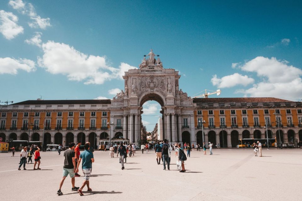 Lisbon: Private Expert City Tour by Eco Tuk Tuk - Who this tour suits best