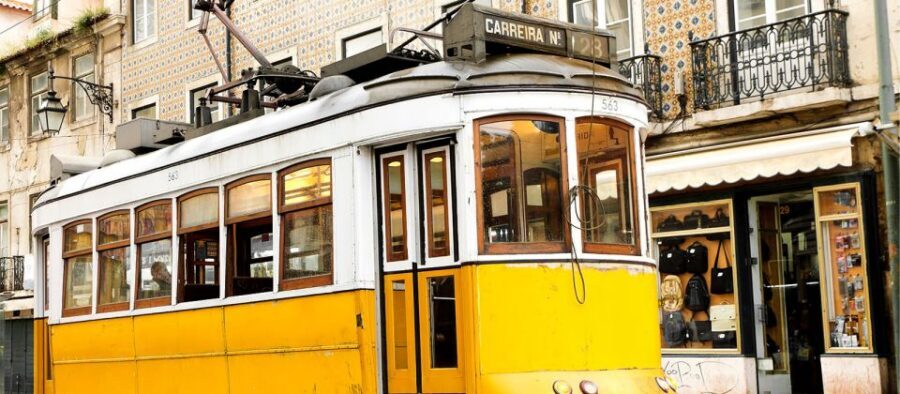Lisbon: Private Full Day City Tour - Jerónimos Monastery and the pastel de nata tradition in Belem