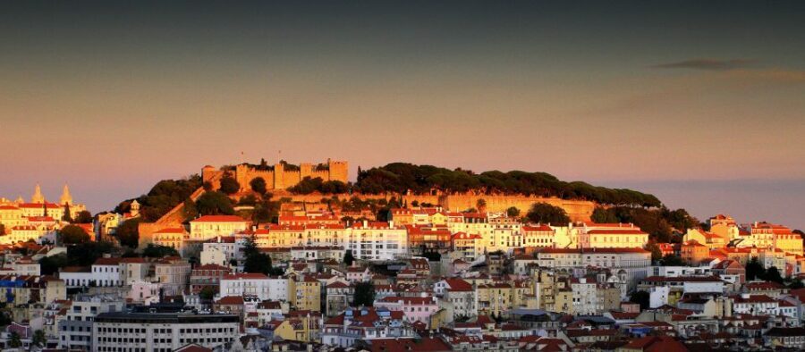 Lisbon: Private Full Day City Tour - Lisbon Cathedral and the 1755 earthquake rebuild you can feel in the streets