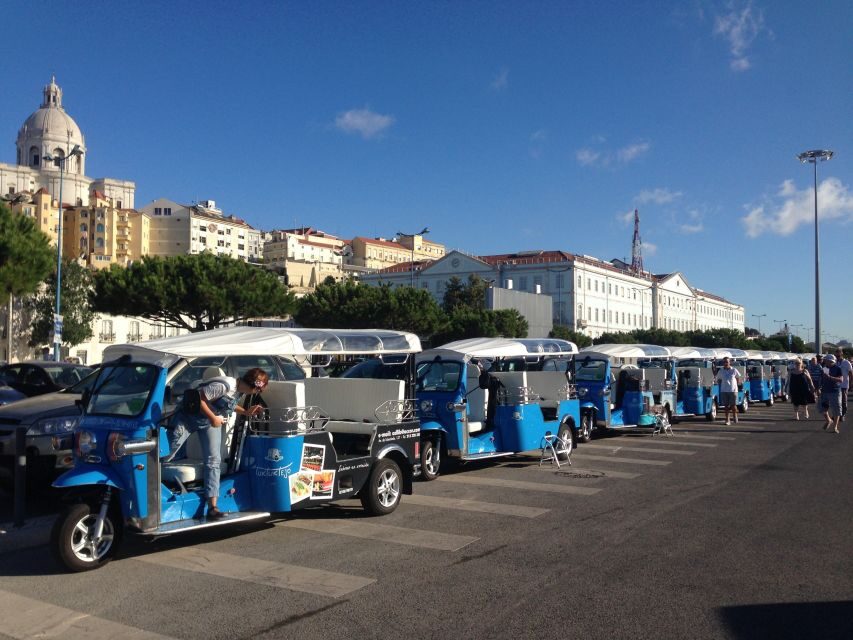 Lisbon: Private Guided Tour of Historical Center by Tuk Tuk - Miradouros: the viewpoint stops you should request