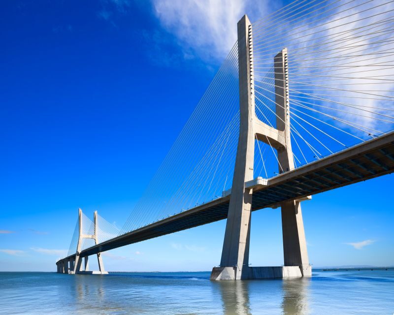 Lisbon: Private Half-Day Tour with Hotel Pickup - Across the Tagus: 25 de Abril Bridge and Christ the King