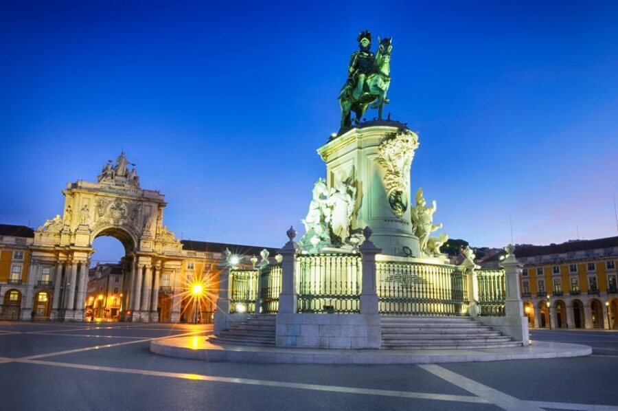 Lisbon: Private Half-Day Tour with Hotel Pickup - A quick reality check on value and price