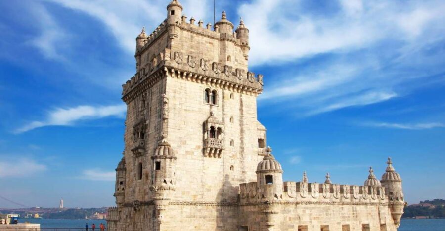 Lisbon: Private Half-Day Tour with Hotel Pickup - Edward VII Park to Jerónimos Monastery: the Lisbon you can feel