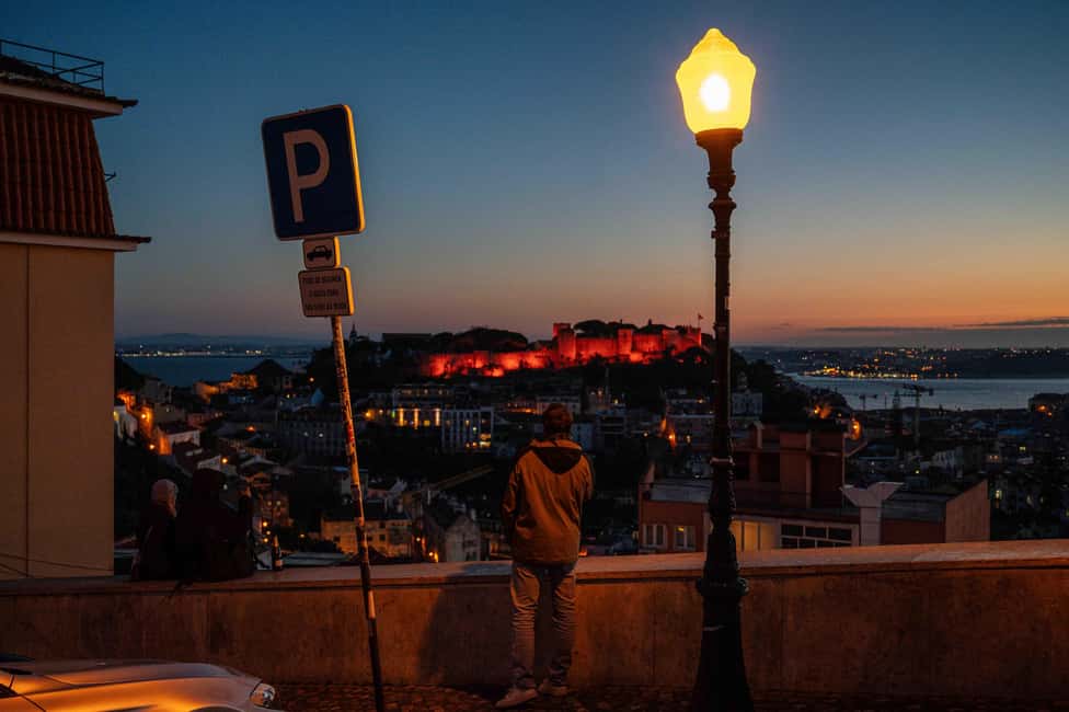 Lisbon: Private Sunset & Night Photo Walk - Camera gear and tripod reality check