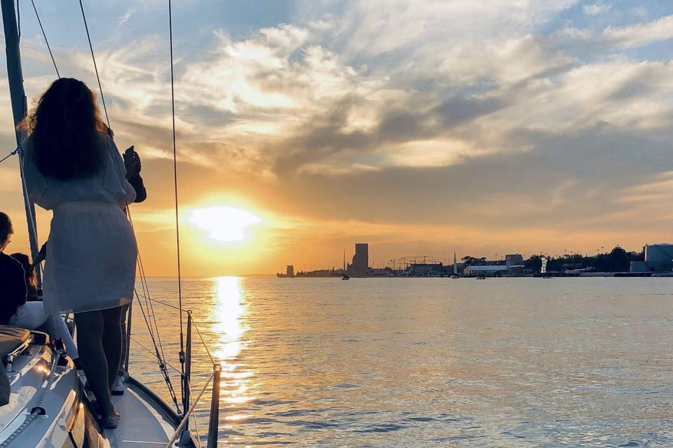 Lisbon: Private Tagus River Sunset Cruise on a Luxury Boat - Price and what $294 per group actually covers