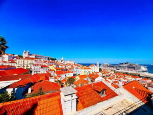 Lisbon: Private Tuk Tuk Tour with Polaroid Photos - Meeting behind Time Out Market: quick to find, easy to start