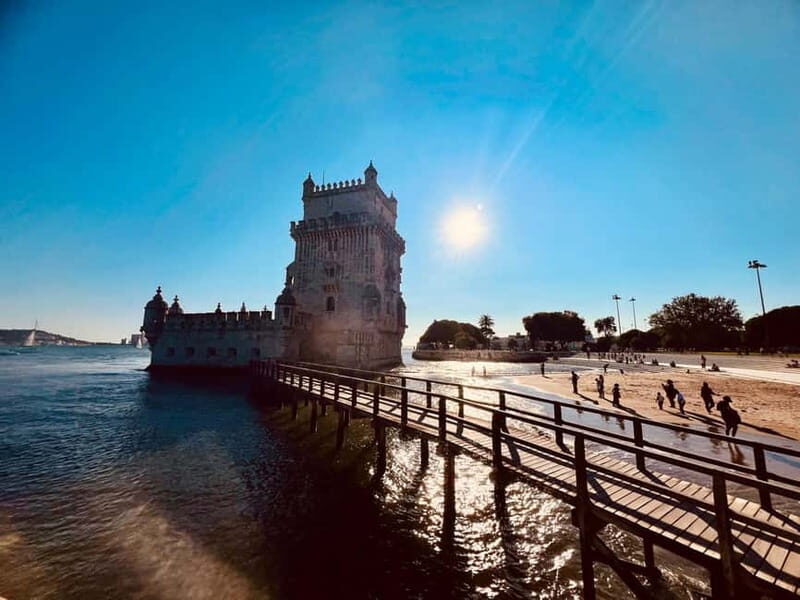 Lisbon: Private Tuk Tuk Tour with Polaroid Photos - Should you book this private tuk-tuk tour with Polaroid photos?