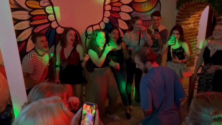 Lisbon Pub Crawl: Unlimited Drinks, Shots & V.I.P Club Entry - Key things that make this Lisbon pub crawl work