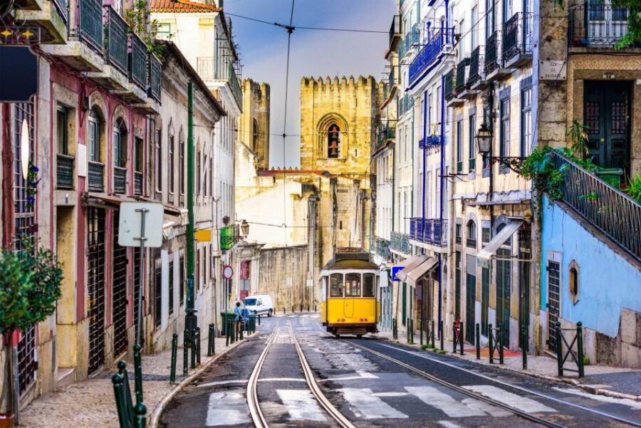 Lisbon: São Jorge Castle E-Ticket and Audio Guide - Key things that make this visit work