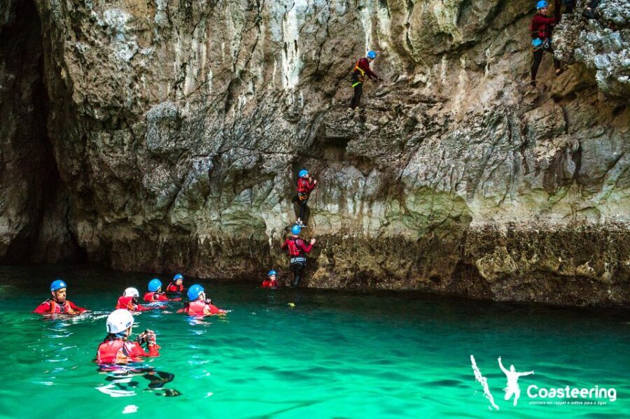 Lisbon: Sesimbra/Arrábida Natural Park Coasteering Adventure - Gear up: what you wear and why it makes the difference