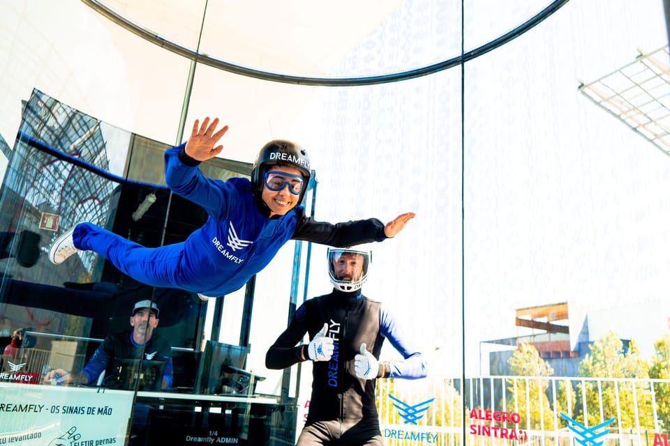 Lisbon/Sintra: Indoor Skydiving Experience - Gear, Clothes, and Comfort: What to Wear for a Smooth Flight