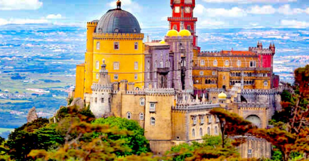 Lisbon: Sintra, Pena Palace, Quinta Regaleira, Cascais Tour - Cascais: Estoril Coast Time for a Proper Seaside Stroll