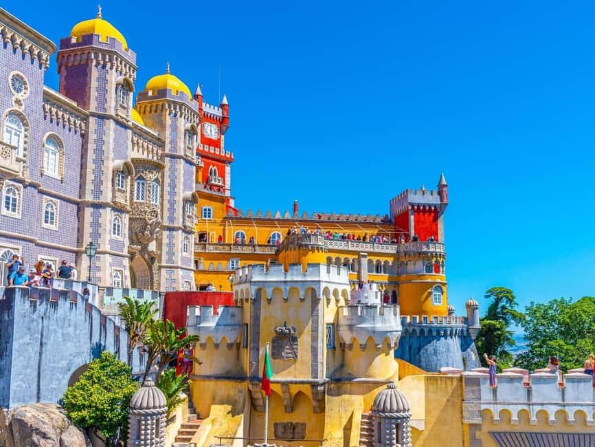 Lisbon: Sintra, Pena, Regaleira, Cabo Roca, Cascais Day Tour - Getting from Lisbon to Sintra fast (and why that matters)