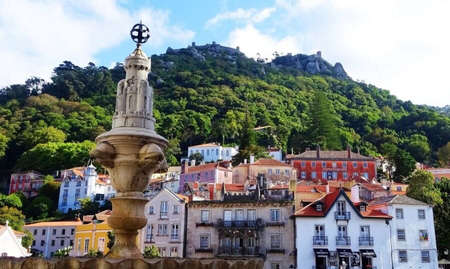 Lisbon: Sintra, Quinta da Regaleira, Cabo da Roca & Cascais - Cabo da Roca: 140-meter cliffs and a fast photo reality check