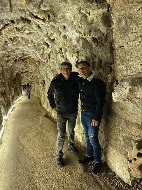 Lisbon: Sintra Tour with Pena Palace and Quinta da Regaleira - The role of the guide: when stories improve the sights