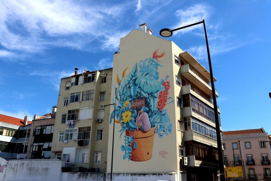 Lisbon: Street Art and Historical Walking Tour - Eastward to More Lookouts: Miradouro Portas do Sol