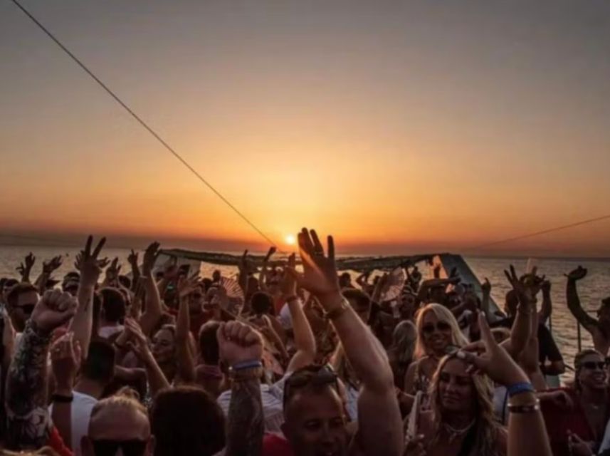 Lisbon: Sunset Boat Party Cruise with DJ and Open Bar - Why a floating disco on the Tagus River works for Lisbon