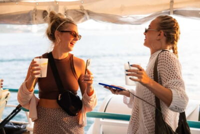 Lisbon: Sunset Boat Tour with Music and Drinks - Where You Meet and How the River Route Works