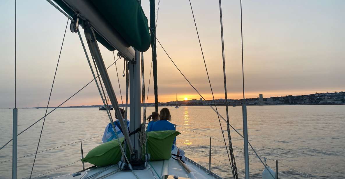 Lisbon: Sunset Cruise on The Tagus River with Welcome Drink - Photo tips that work on a moving sailing yacht