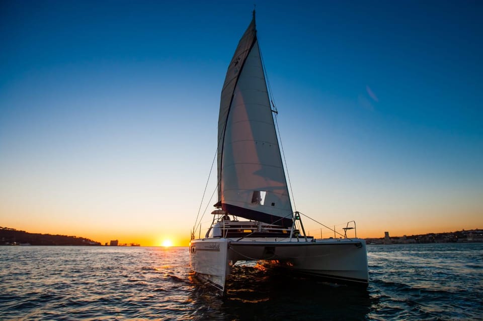 Lisbon: Sunset Cruise With Drinks on Spacious Yacht - Meeting at Mercedes-Benz Oceanic Lounge: easy boarding, no fuss