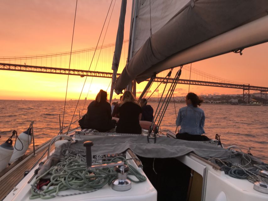 Lisbon Sunset Sailing – Small Group (max 10) Wine & History - Wine on deck: what’s included and how to pace it